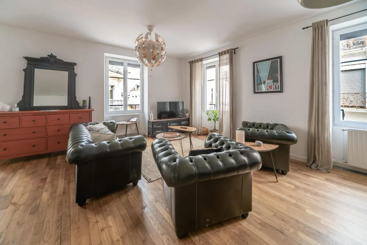 Grande Maison Vichy - Maison Ou Appartements En Centre Ville 0*,  France